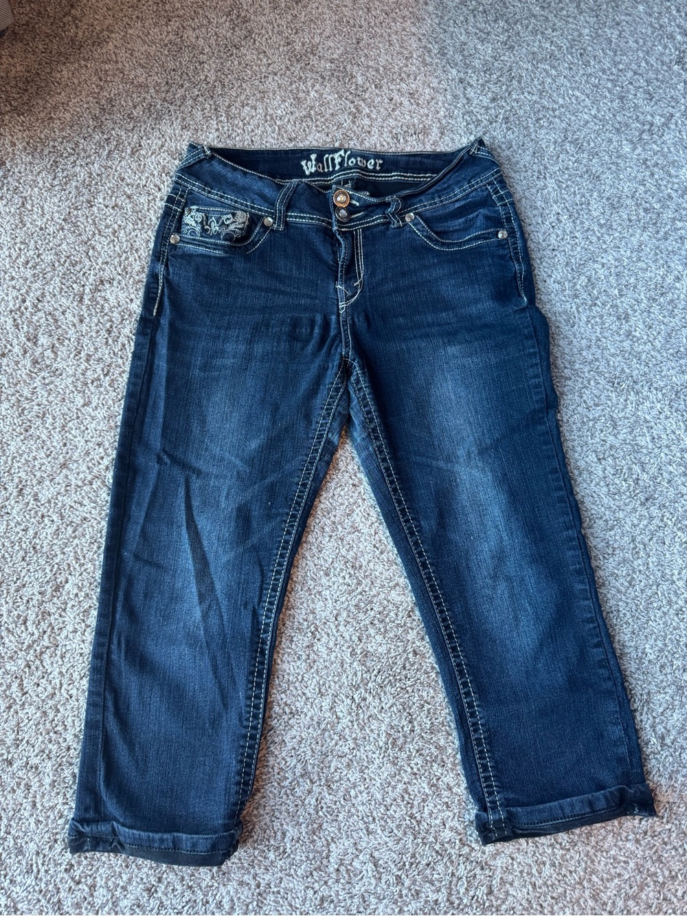 Wallflower Dark Blue Boyfriend Jeans with Embroidered Pocket. Size 9
